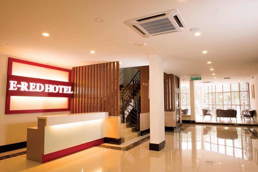 E-Red Hotel Alma Cosmo Bukit Mertajam Extérieur photo